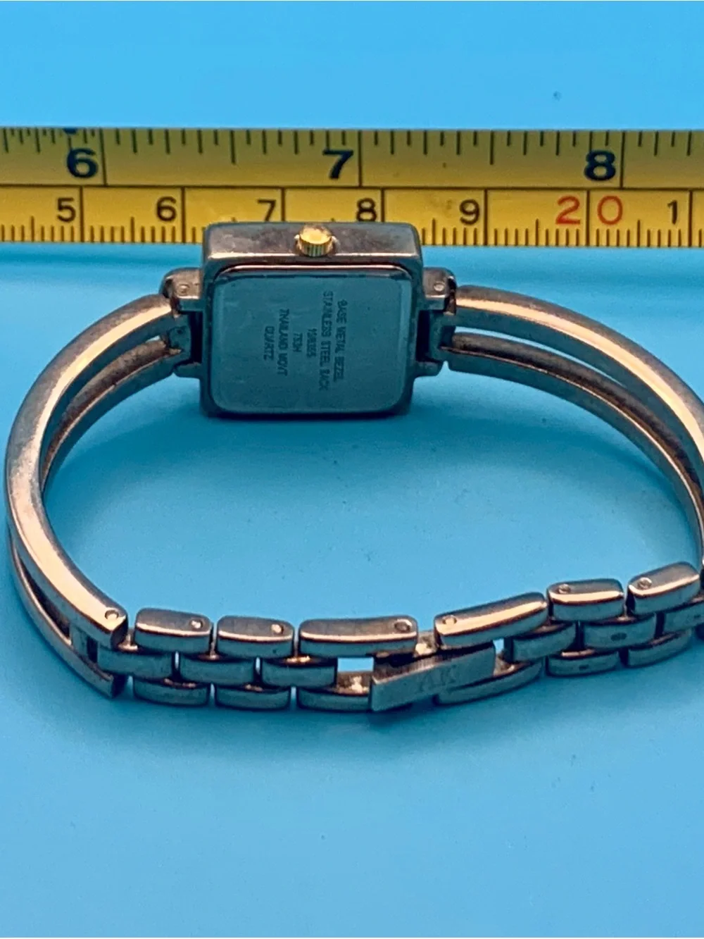 AK ANNE KLEIN 10/6355 Women’s Fashion Bracelet Quartz Wristwatch Works New Batt